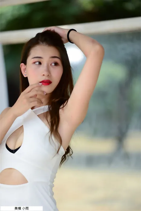 [Mzsock] NO.096 Xiaoyu off-shoulder dress, high heels, beautiful legs, outdoor shot street photography#[100P]-2