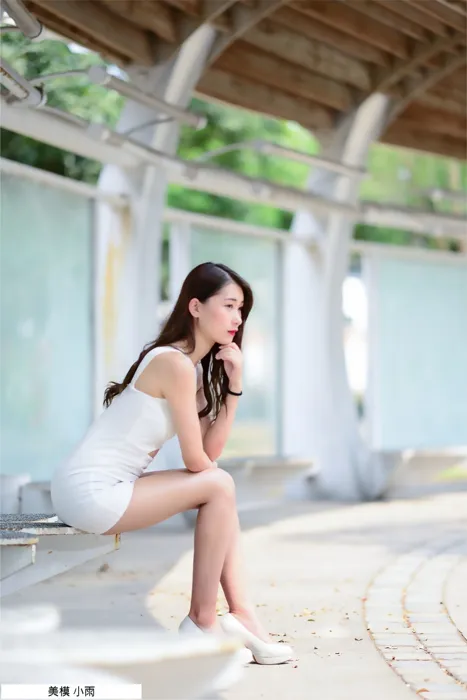 [Mzsock] NO.096 Xiaoyu off-shoulder dress, high heels, beautiful legs, outdoor shot street photography#[100P]-5