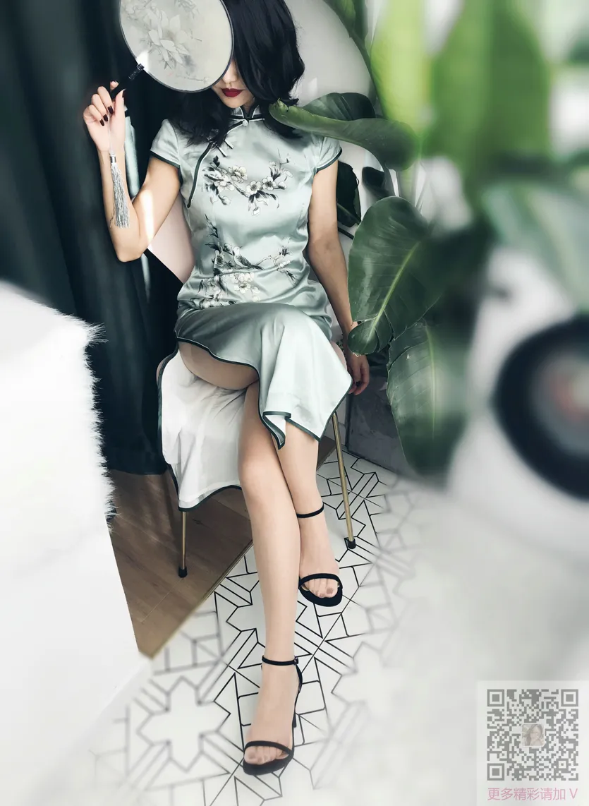[Mzsock] NO.115 Sister Nia Qiaoqiao’s sexy cheongsam at home street photography#[64P]-4