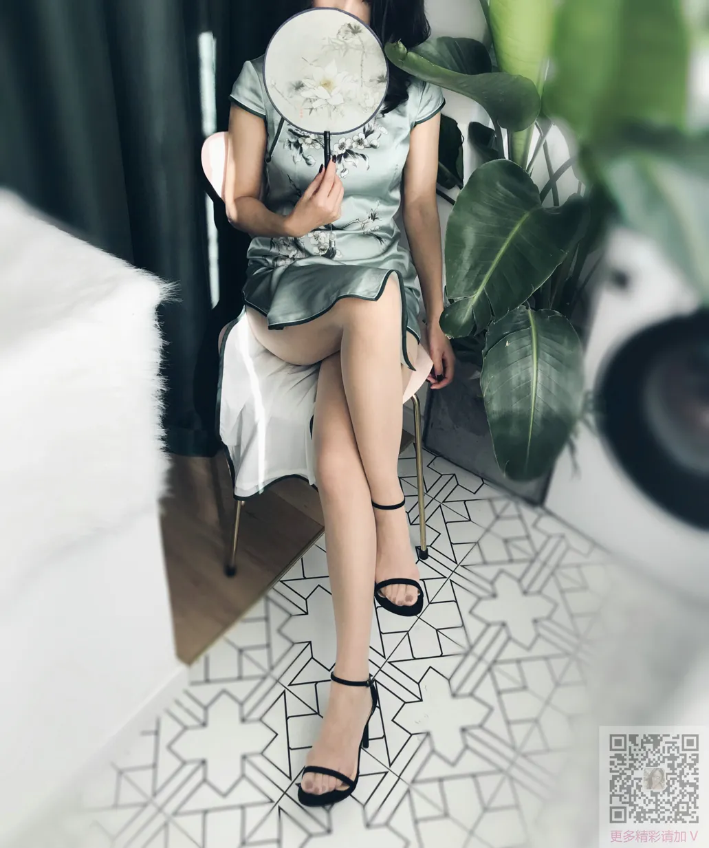 [Mzsock] NO.115 Sister Nia Qiaoqiao’s sexy cheongsam at home street photography#[64P]-5