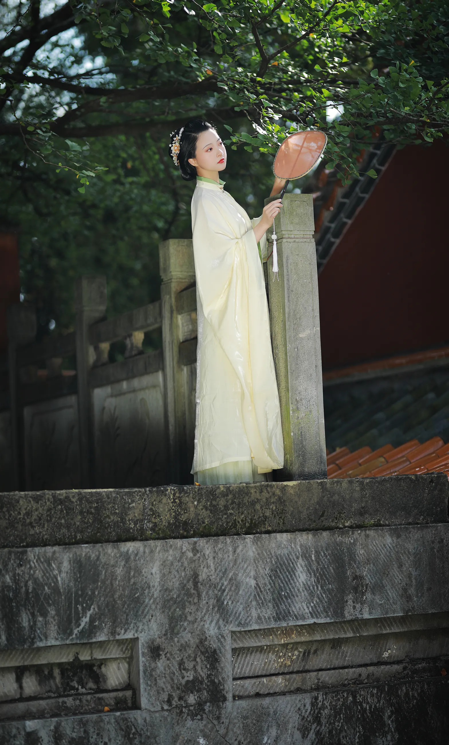 [YITUYU] 2022.11.30 Vol.2561 – Light Spring Mountain YunFleur#[40P]-3