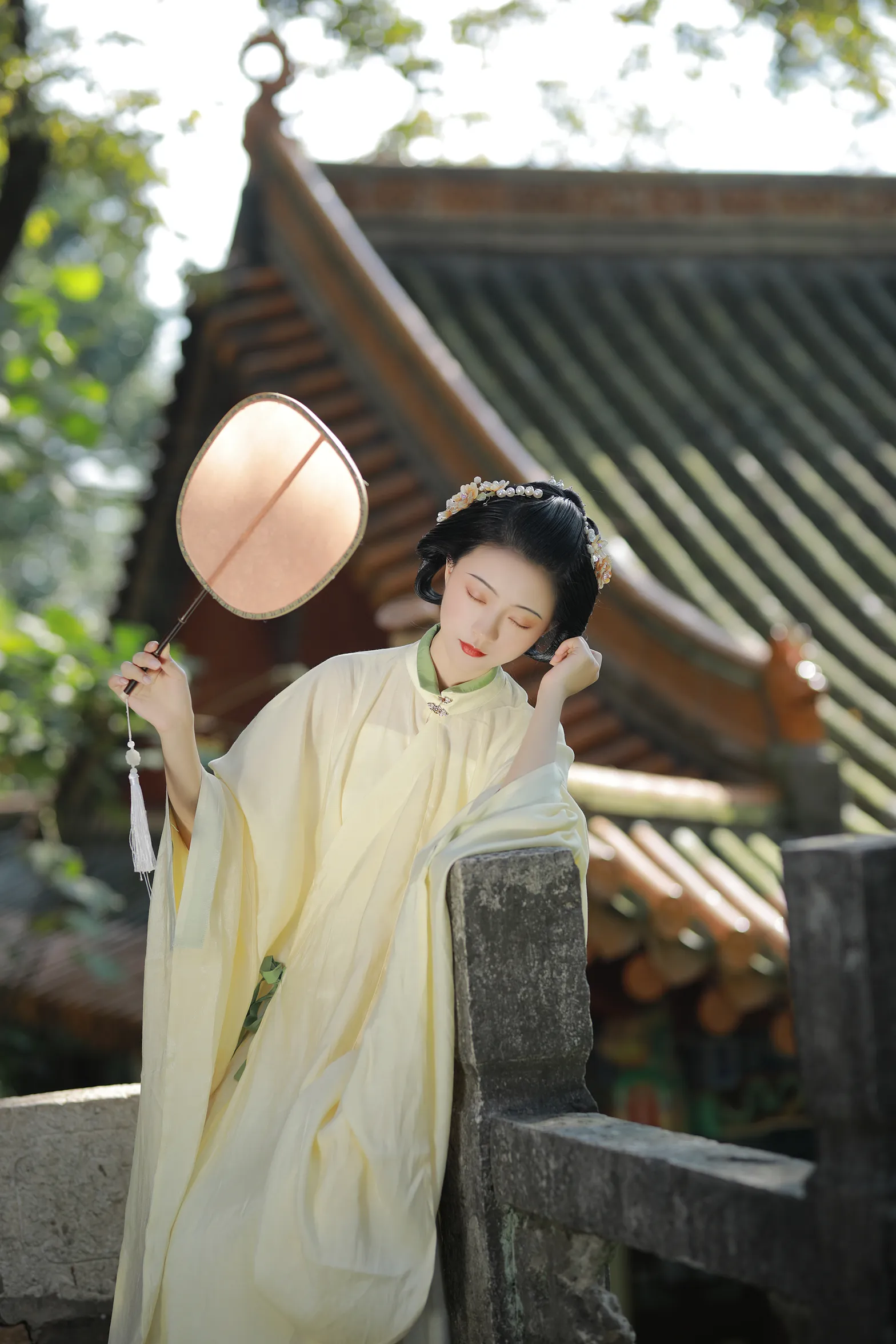 [YITUYU] 2022.11.30 Vol.2561 – Light Spring Mountain YunFleur#[40P]-8