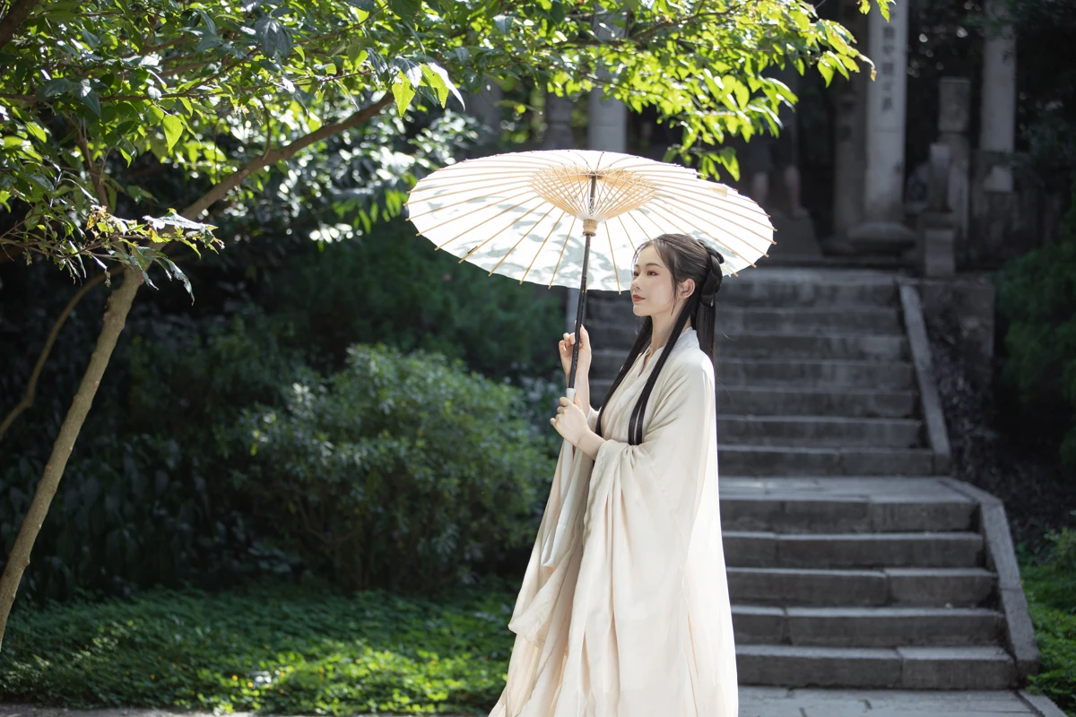 [YITUYU] 2022.12.27 Vol.2767 – Spring Peipei#[34P]-2