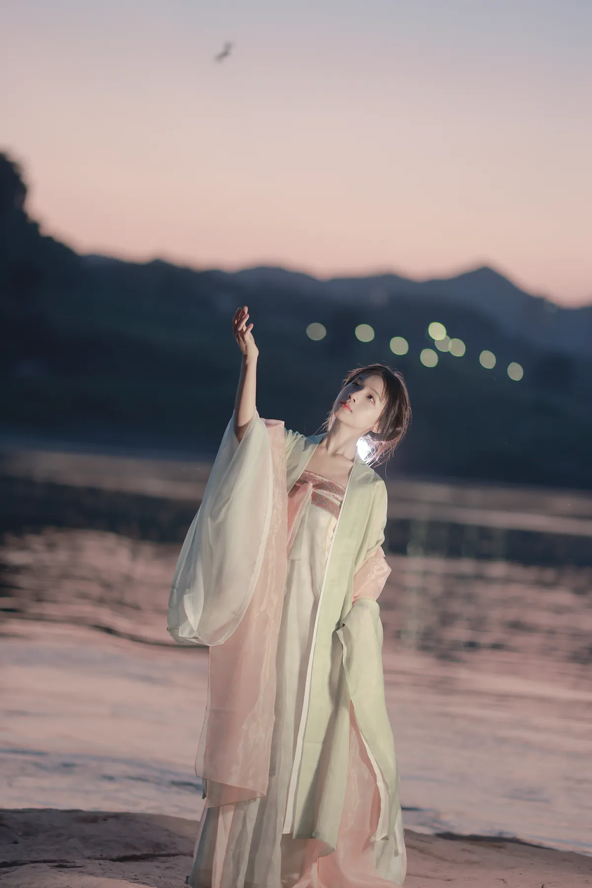 [YITUYU] 2022.12.15 Vol.2686 – Galaxy Rolls and rolls#[23P]-1