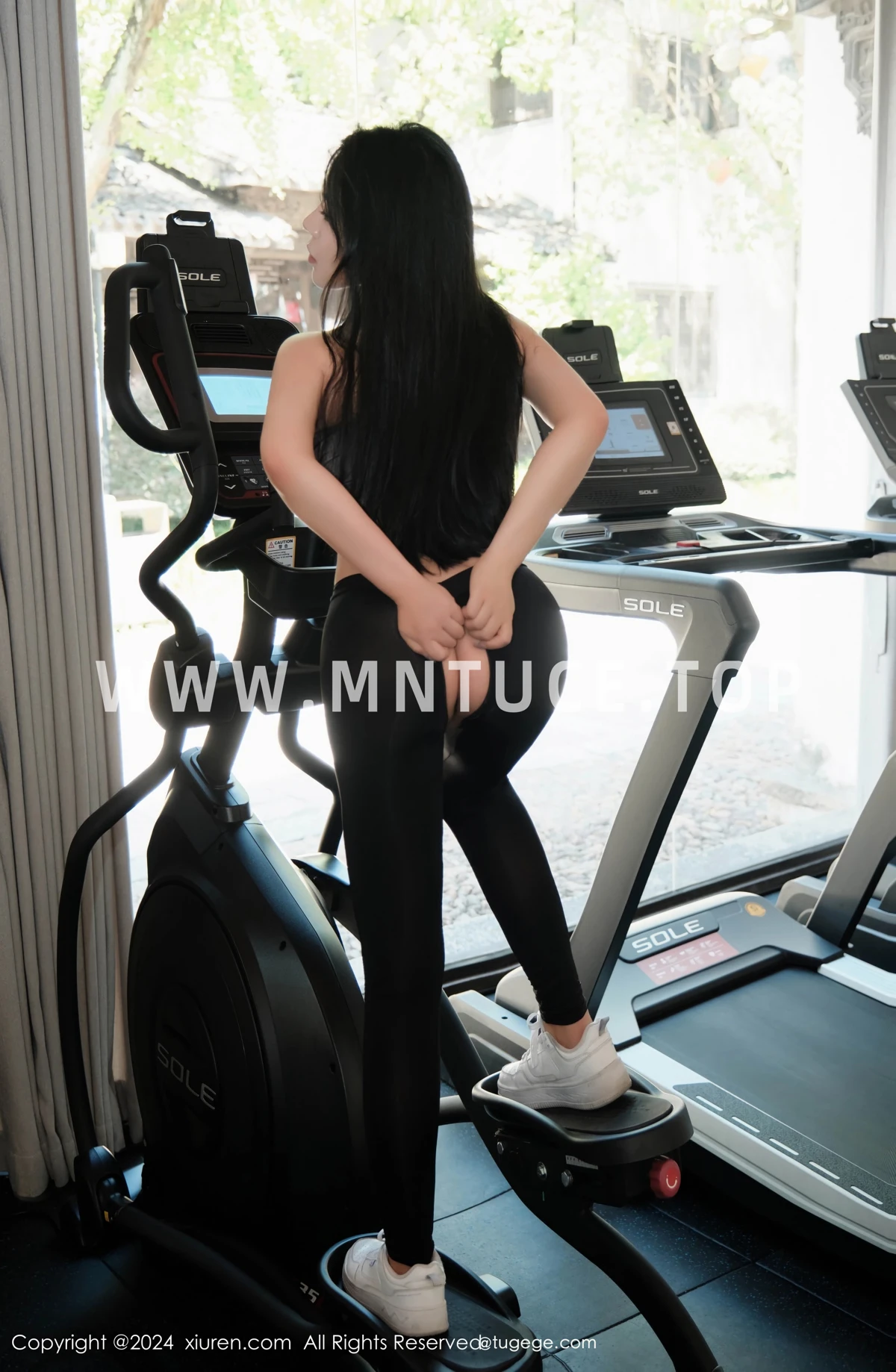 [XiuRen] 2024.12.03 No.9540 wheat field#[83P]-10