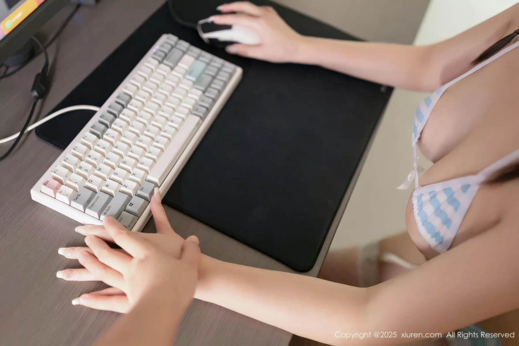 [XiuRen] 20250917 N10778 apricot#[72P]-1