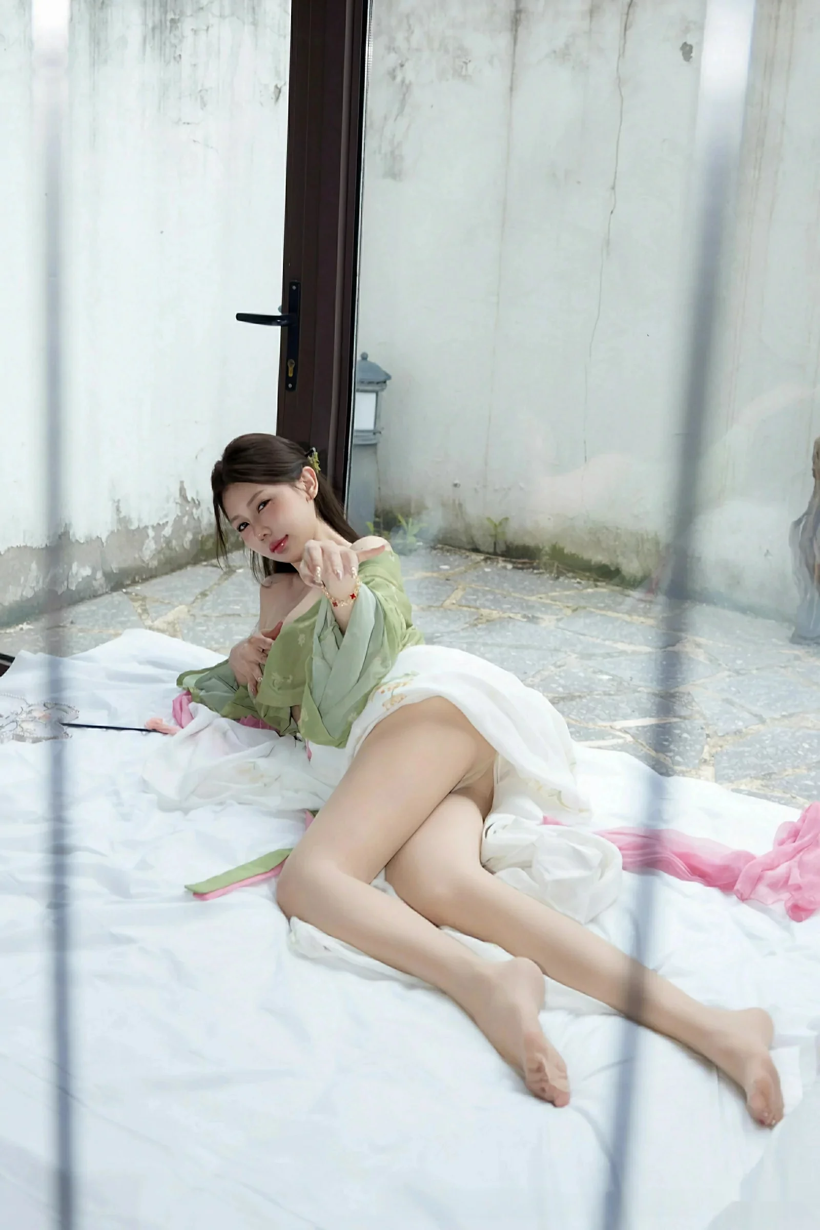 [XiuRen] 20250930 N10834 Yin Tiantian#[83P]-2