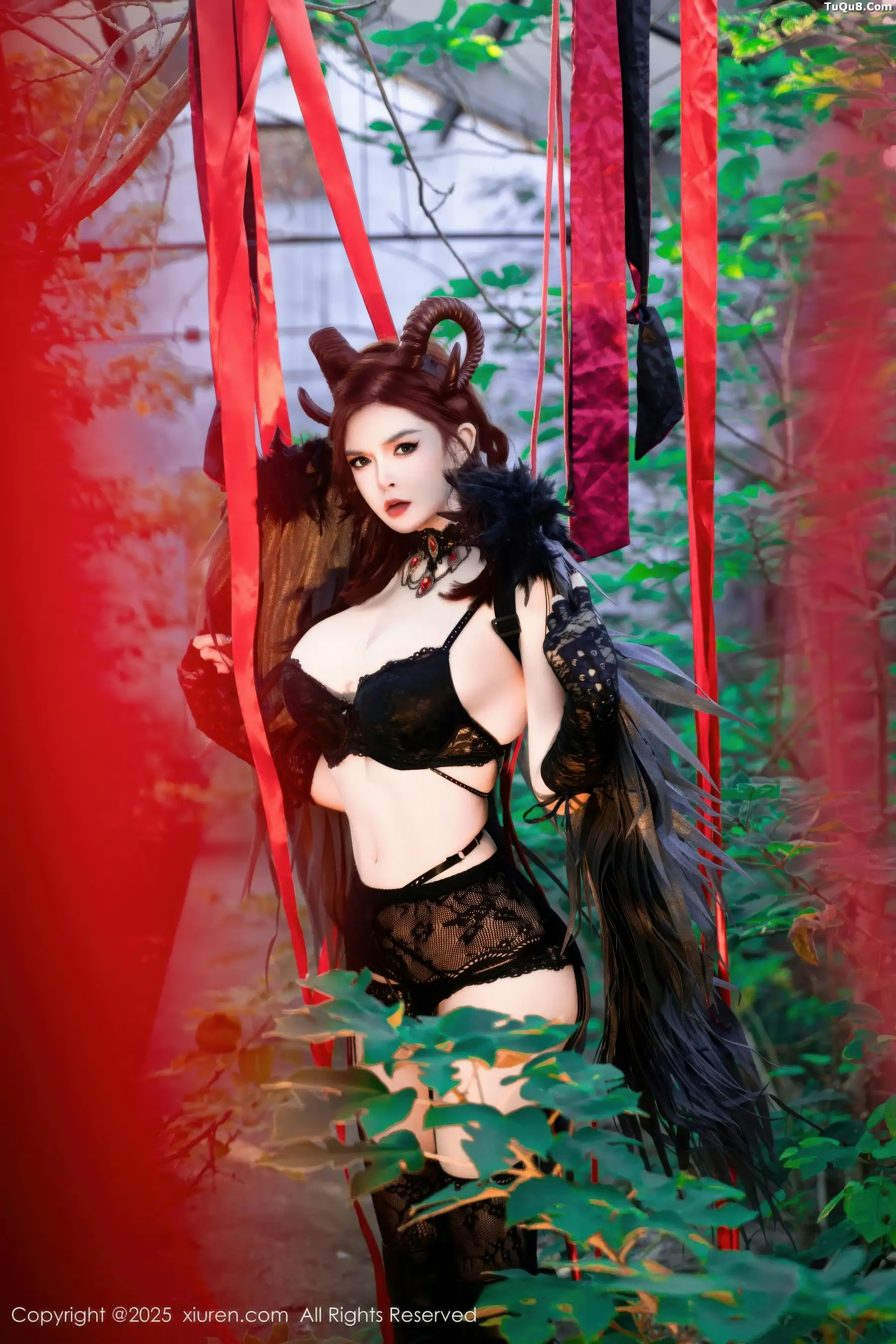 [XiuRen] 20251117 N10994 Eliza is a little white#[66P]-10