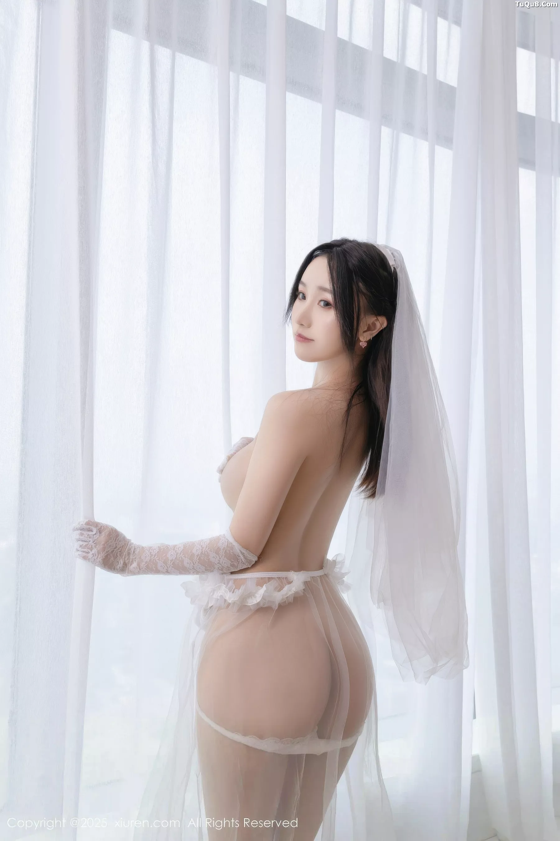 [XiuRen] 20251015 N10871 apricot#[70P]-6