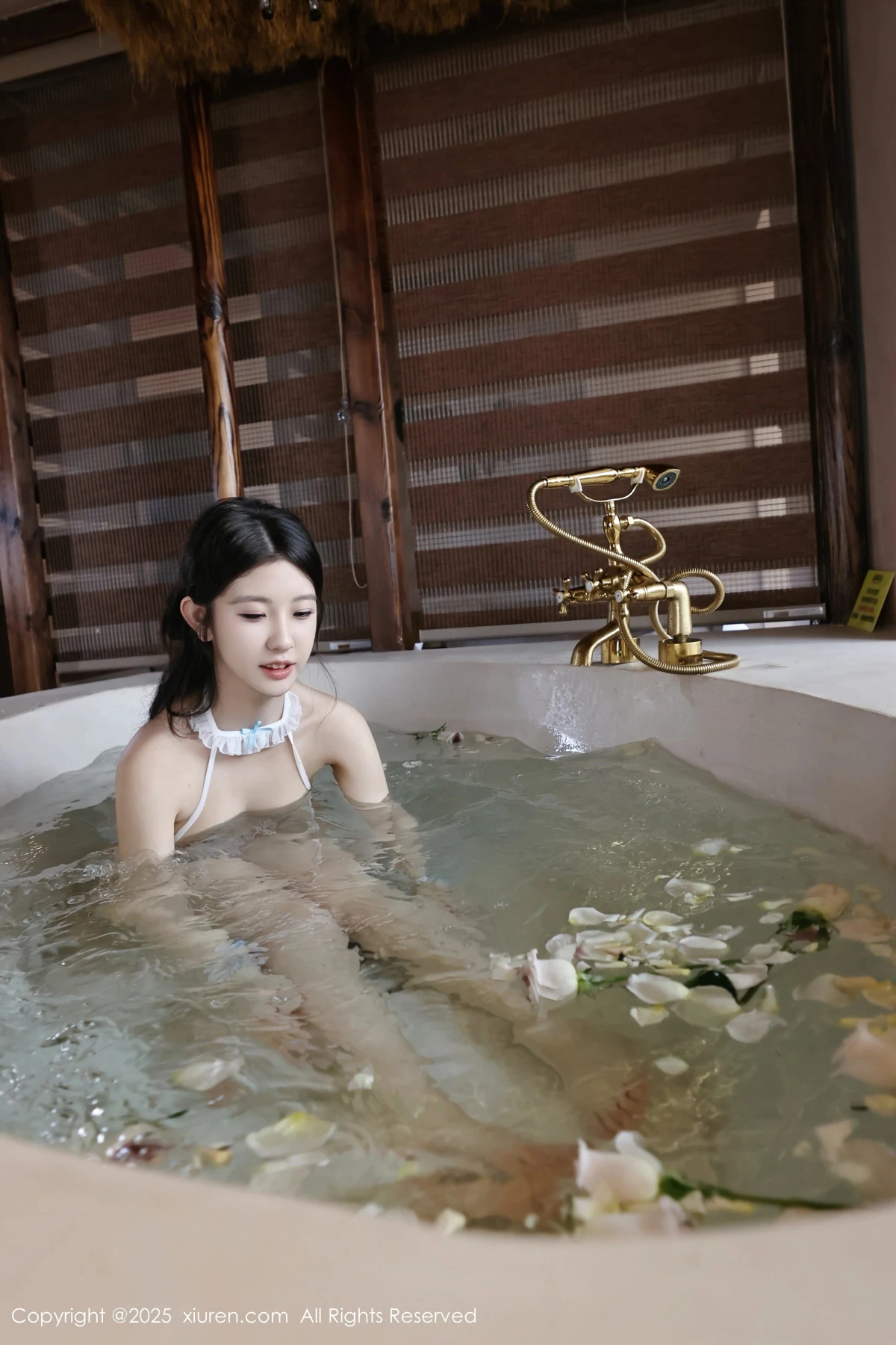 [XiuRen] 2025.04.25 No.10199 #[87P]-5