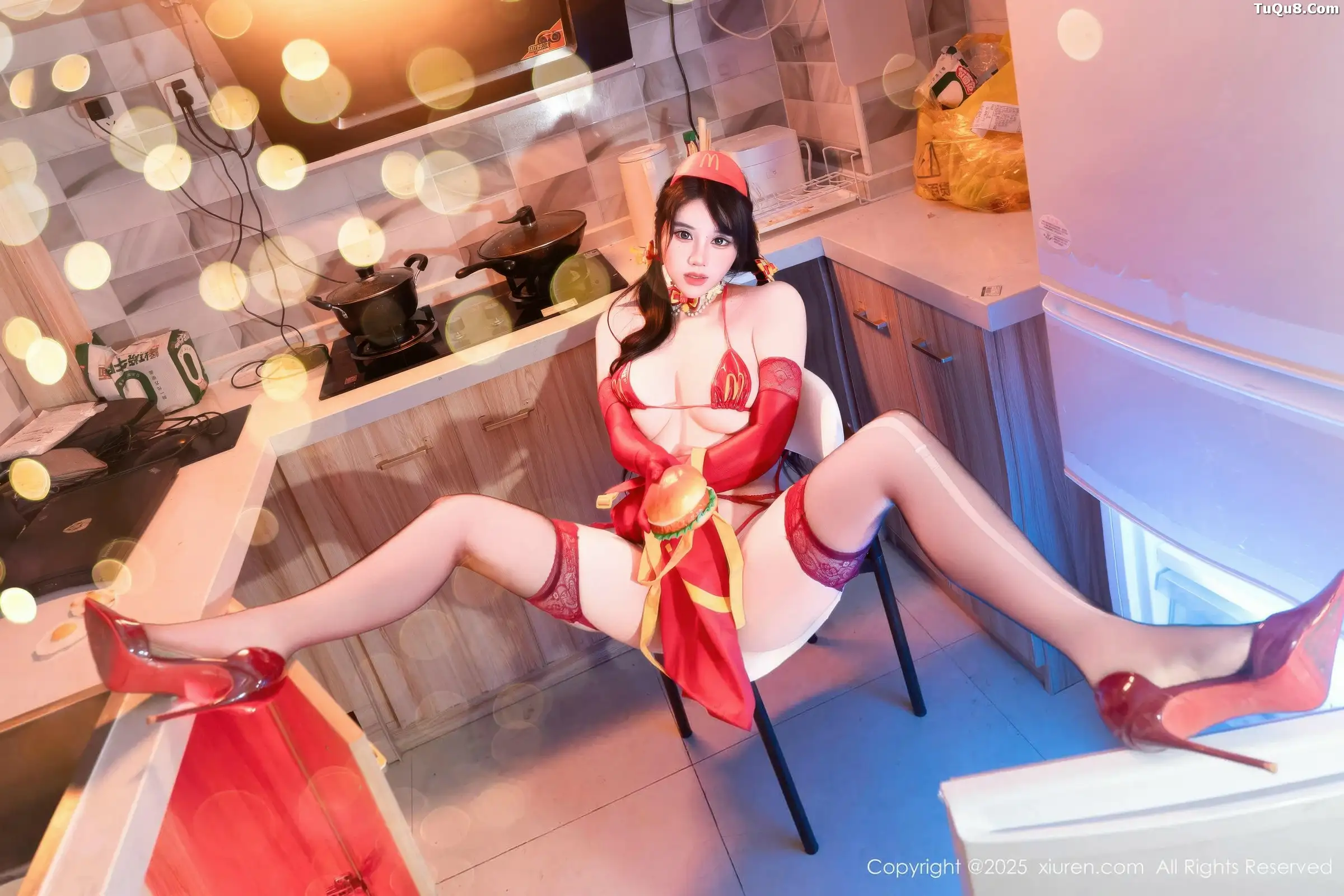 [XiuRen] 20251225 N11154 Xixi loves eating strawberries#[78P]-7