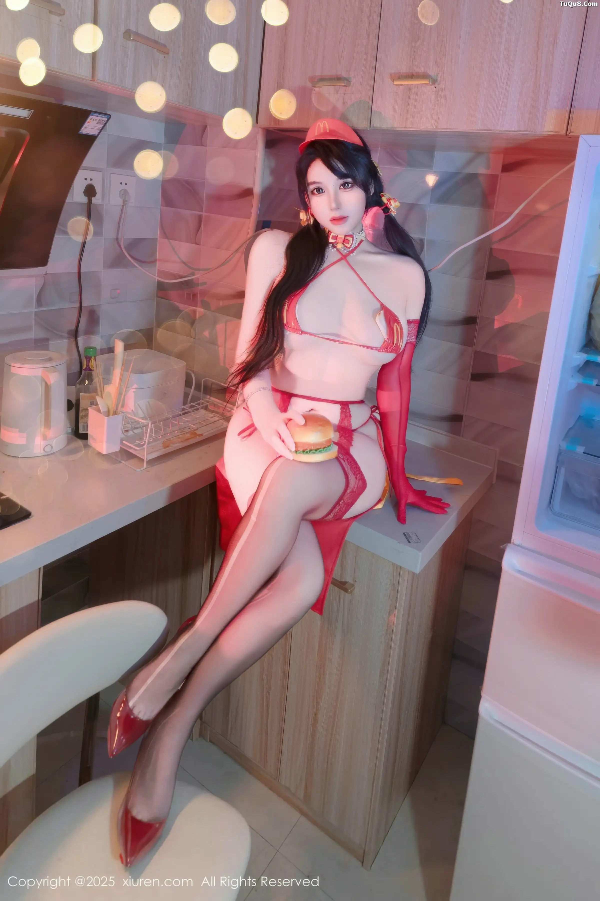 [XiuRen] 20251225 N11154 Xixi loves eating strawberries#[78P]-4