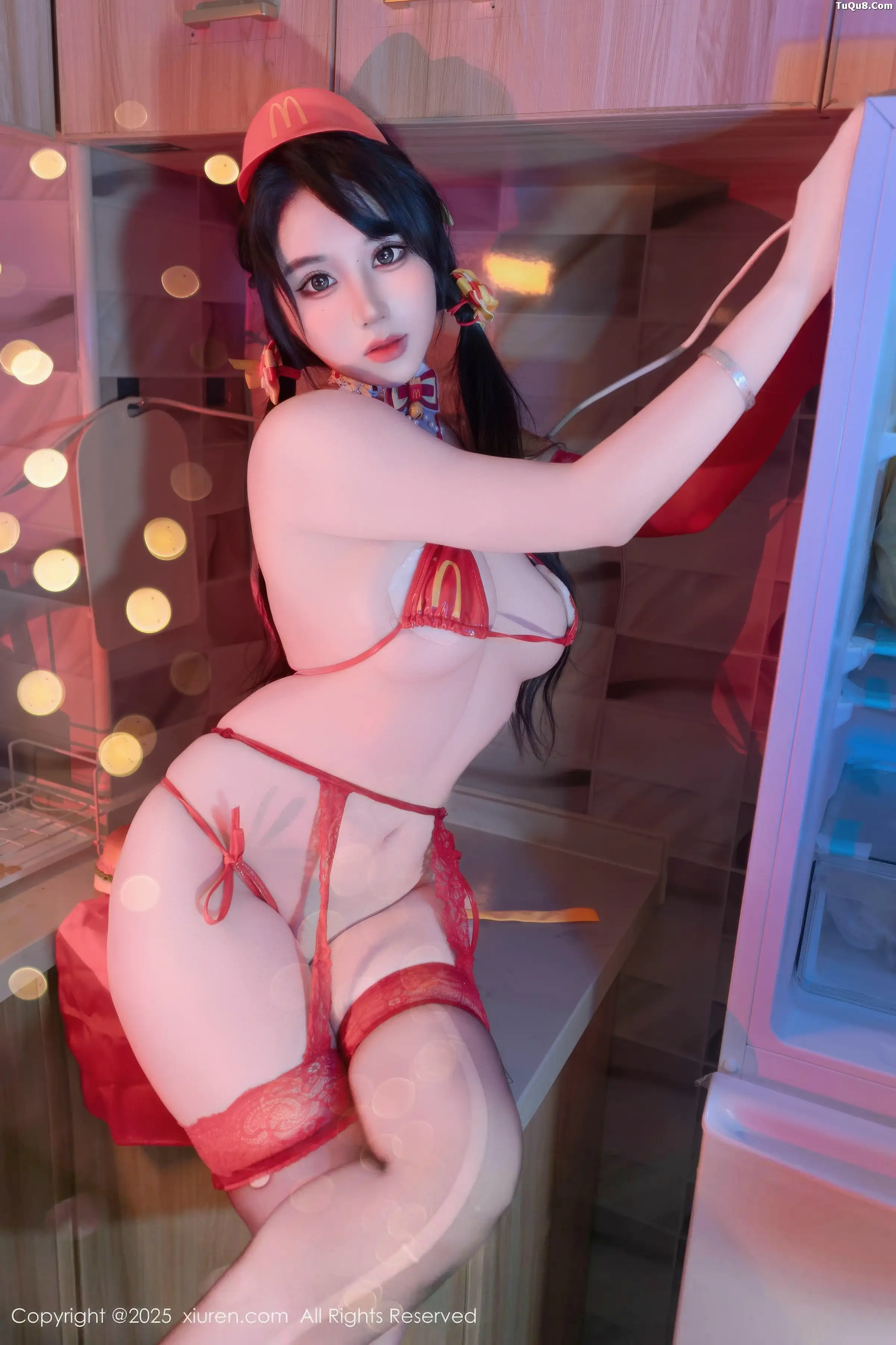 [XiuRen] 20251225 N11154 Xixi loves eating strawberries#[78P]-9