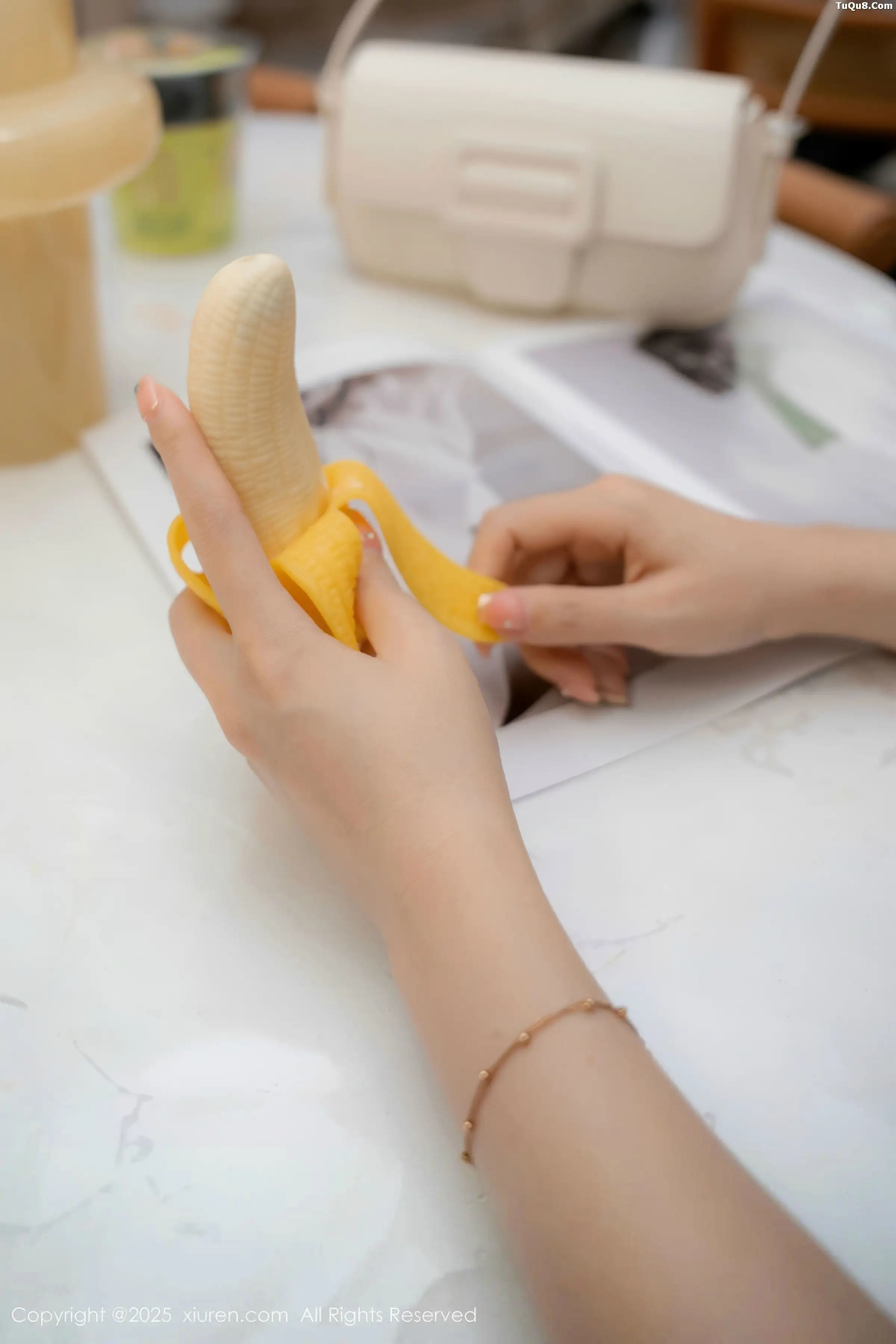 [XiuRen] 20251226 N11162 Shoot the cucumber#[76P]-3