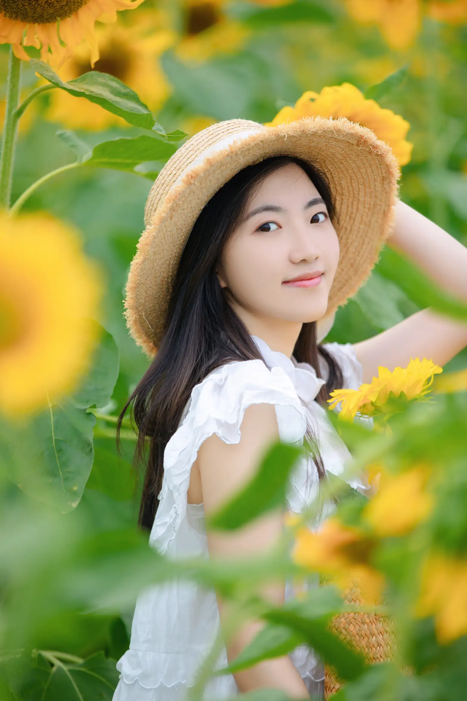 [YITUYU] 2022.08.22 Vol.1766 – Sunflower Girl chestnut#[22P]-1