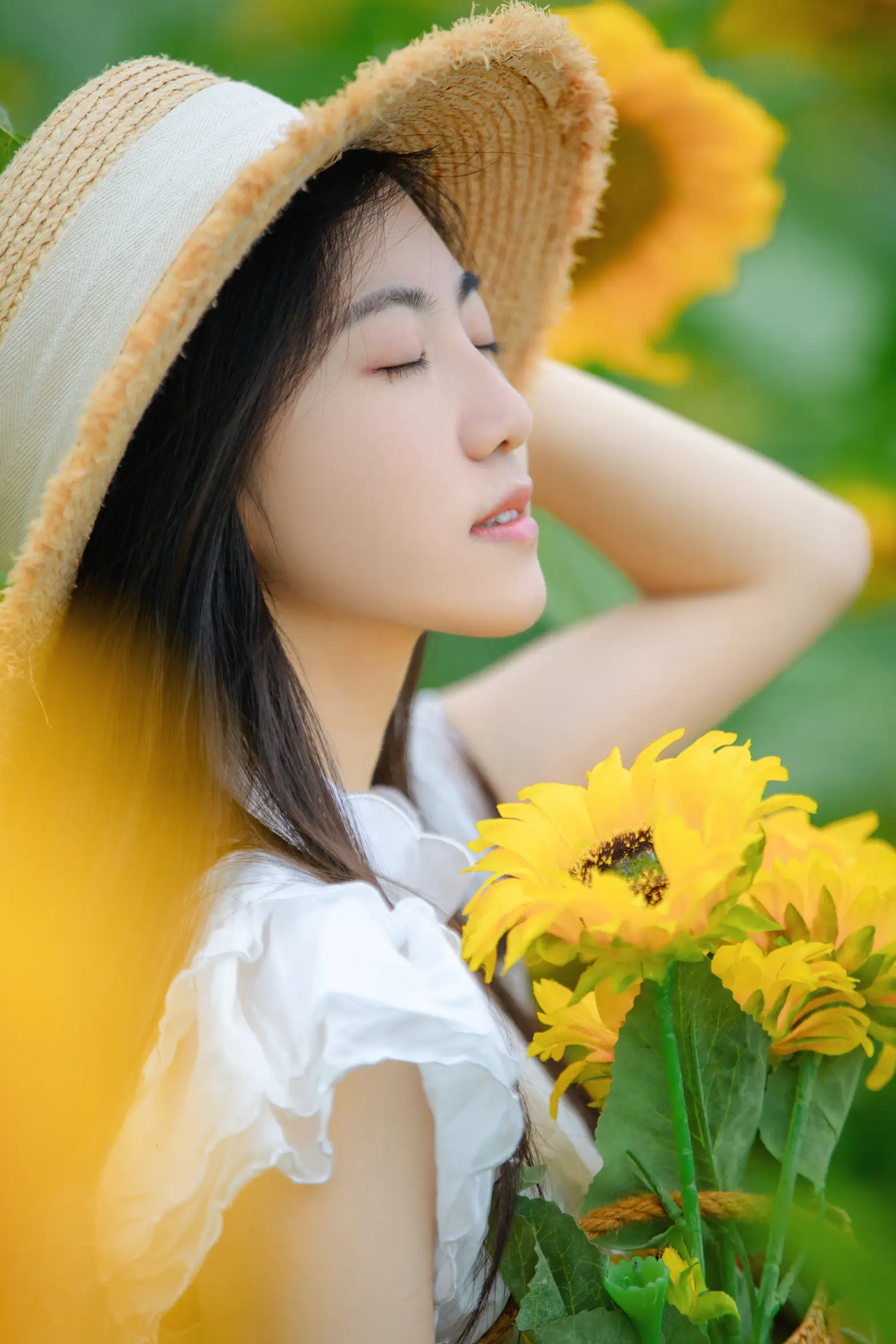 [YITUYU] 2022.08.22 Vol.1766 – Sunflower Girl chestnut#[22P]-2