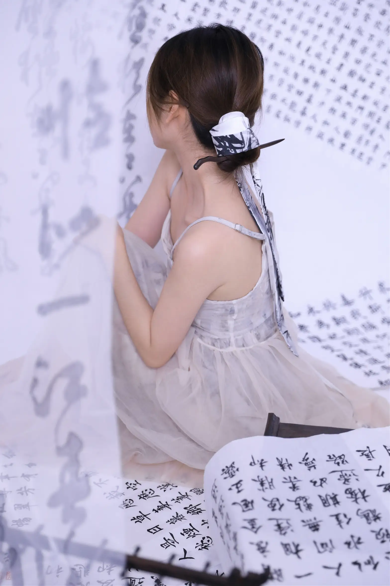 [YITUYU] 2022.11.12 VOL.2424 - Sitting in Leising Ting Listening Do not love toffee#[26P]-10